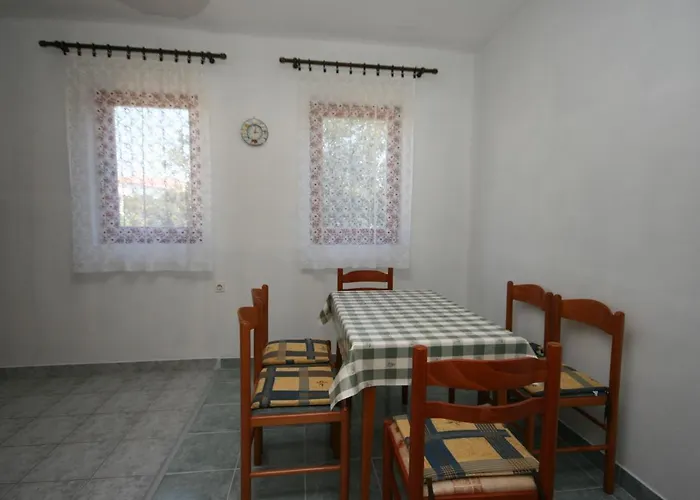 With A Parking Space Mandre, Pag - 6517 Apartman