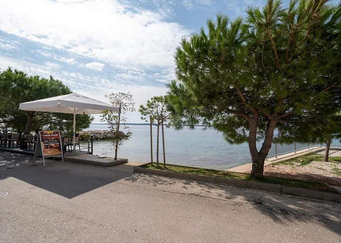 Apartman With A Parking Space Mandre, Pag - 6517