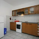 With A Parking Space Mandre, Pag - 6517 Appartement *