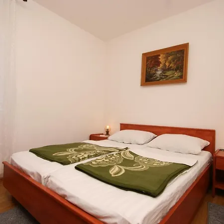 With A Parking Space Mandre, Pag - 6517 Appartement Kolan