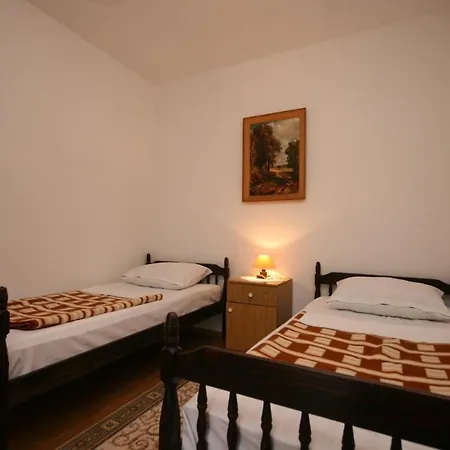 With A Parking Space Mandre, Pag - 6517 شقة